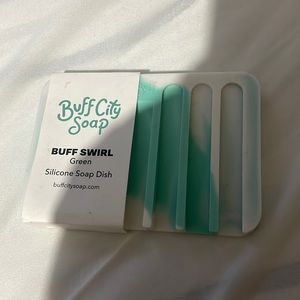 Nwt buff city soap dish